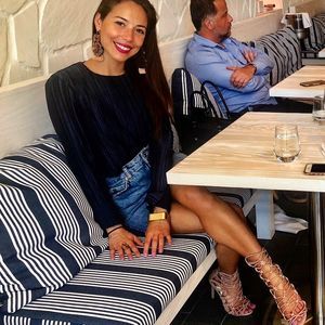 Meet your Posher, Jennifer